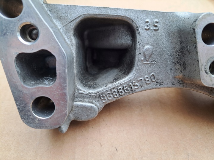 CITROEN, PEUGEOT 1.6 HDI POIGNÉE MOTEUR 9688615780