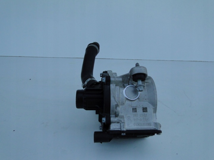 MERCEDES POMPE À EAU LIQUIDE A2542003000 GLC 254 X254 C254