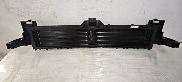 NEUF GUIDE D'AIR MERCEDES A CLASSE W177