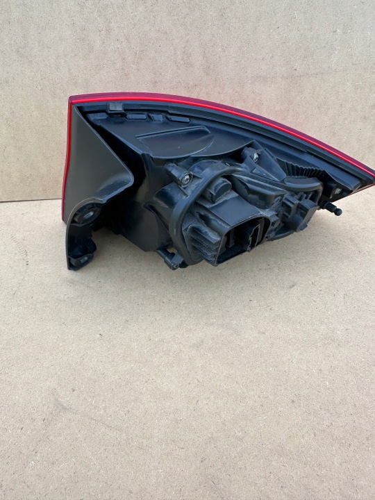 PHARE GAUCHE ARRIÈRE GAUCHE ARRIÈRE SEAT TOLEDO 4 IV KG3 2012-2019R 6JH945095B