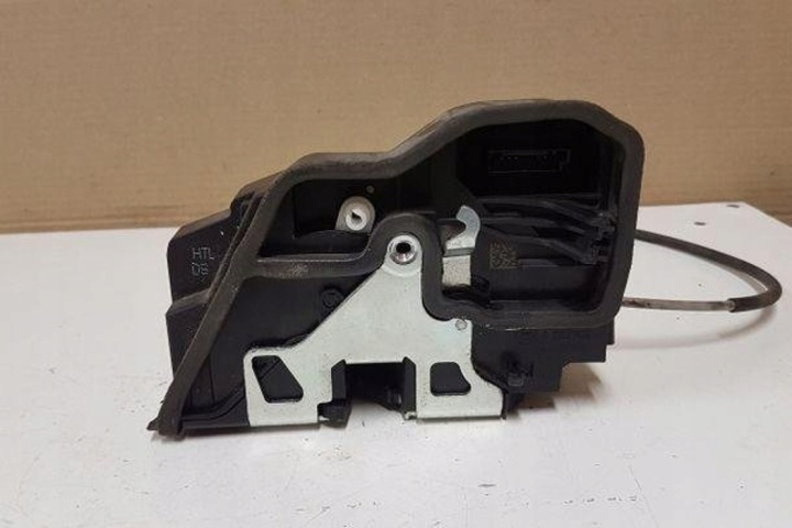 SERRURE ARRIÈRE GAUCHES PORTES BMW 5 (F10) 7202147 2.0L DIESEL 135KW 2012