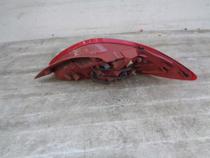 PHARE ARRIÈRE ARRIÈRE GAUCHE MAZDA 2 II 07-14 D651-51160