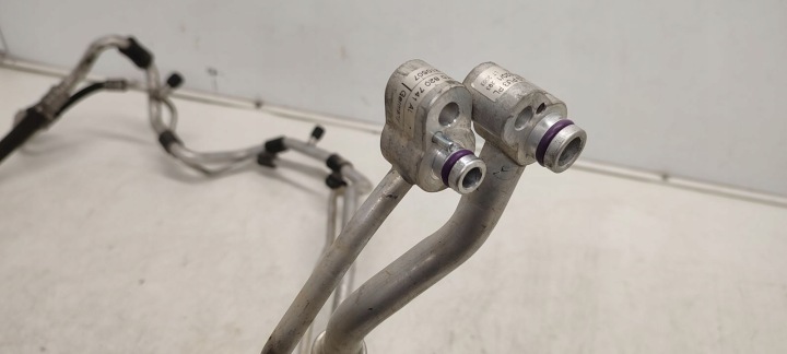 TUYAU FIL CLIMATISATION VW TOURAN I LIFT 1,4 TSI