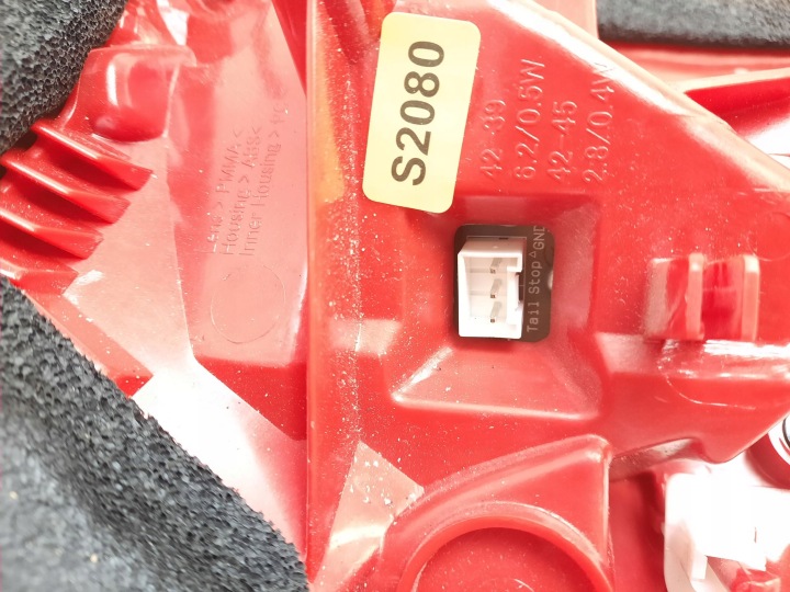 2009 TOYOTA RAV 4 (XA30) PHARE ARRIÈRE 1090037