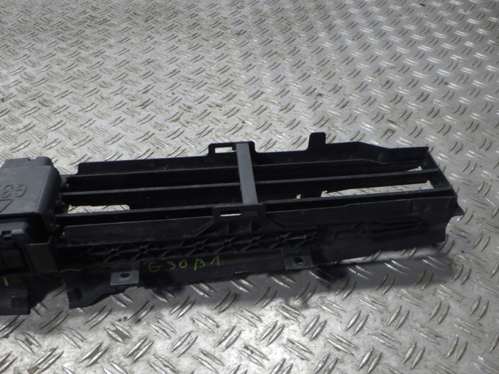 BMW OE 7474372 GUIDE D'AIR