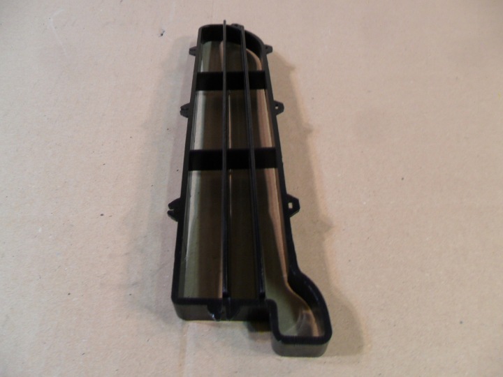 GRILLE CALANDRE DROITE PEUGEOT PARTENAIRE 1996-2002