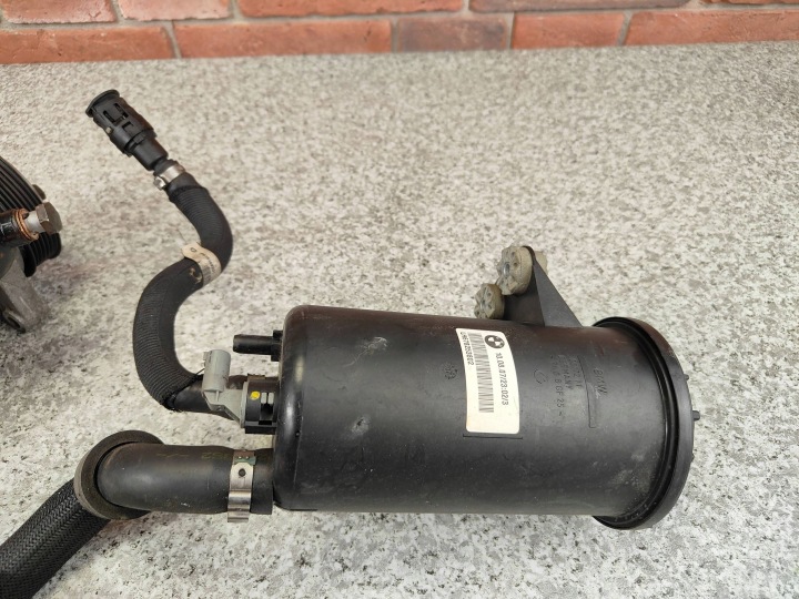 POMPE AMPLIFICATEUR ADAPTIVE DYNAMIC DRIVE BMW X5 E70 X6 E71 3.0D 6781012
