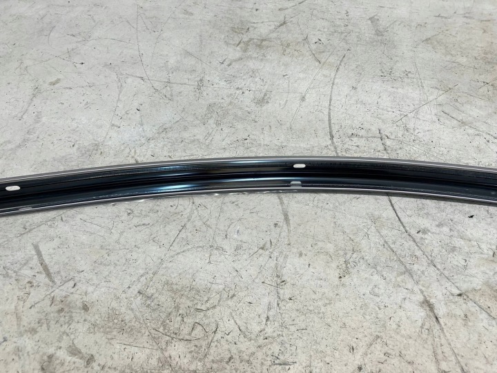 RAV4 V MOULURE DÉCORATIVE PORTES AVANT GAUCHE AVANT SUPÉRIEURE CHROME 75072-42120