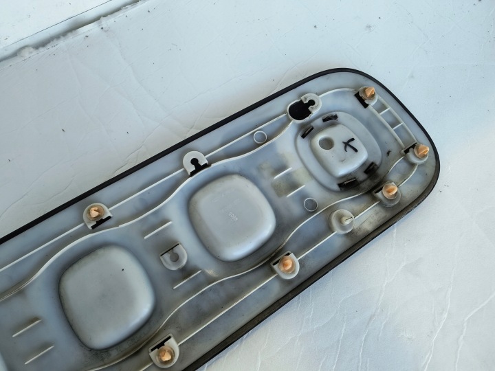 CITROEN C3 III MOULURE PORTES GAUCHE AVANT AIRBUMP 9813091377