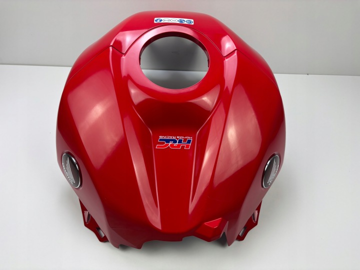 REVÊTEMENT RÉSERVOIR HONDA CBR 600RR PC69 2024-