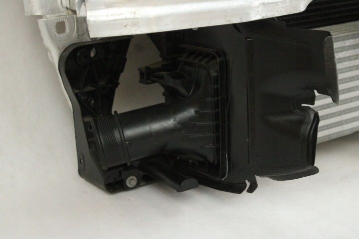 ORYGINALN PANNEAU AVANT POUTRE RADIATEURS AUDI A7 C7 2.0 TFSI 252 KM 4G0805594C