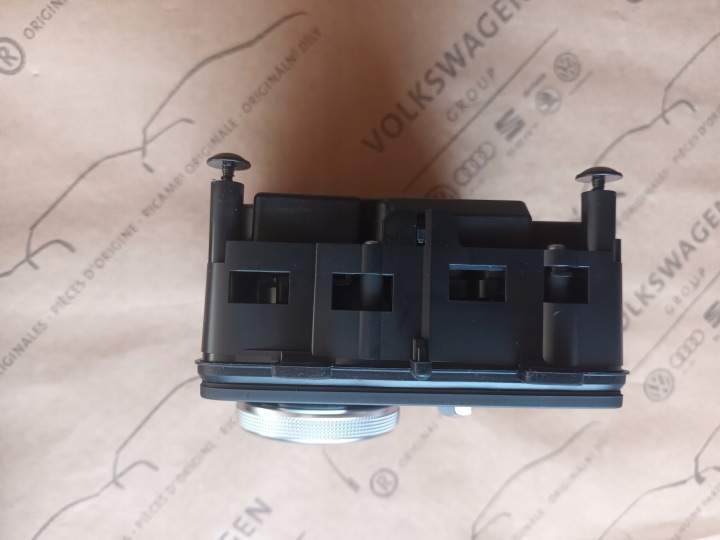 AUDI A4 8W B9 36KM PANNEAU COMMANDE NAVIGATION MMI 8W0919614Q