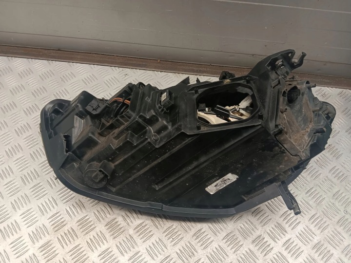 AUDI A6 S6 C7 4G 4G0941034E DROITE CÔTÉ PHARES AVANT