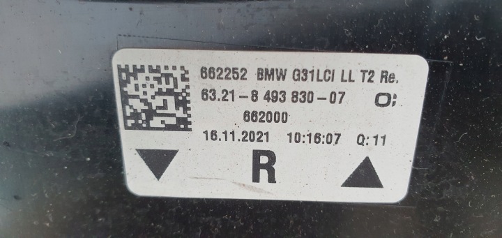 BMW 5 G31 LCI LIFT 2020 2023 PHARE ARRIÈRE ARRIÈRE DROITE DANS COUVERCLE DE COFFRE UNIVERSEL TOURING