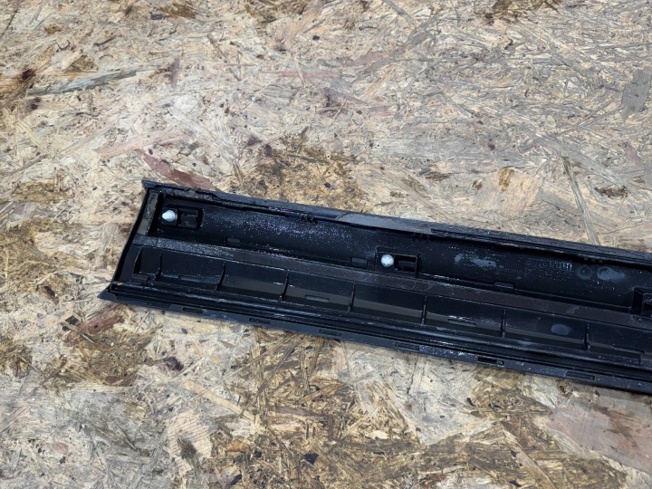 AUDI Q5 I 1 8R 08-17 MOULURE INFÉRIEURE PORTES GAUCHE AVANT AVANT