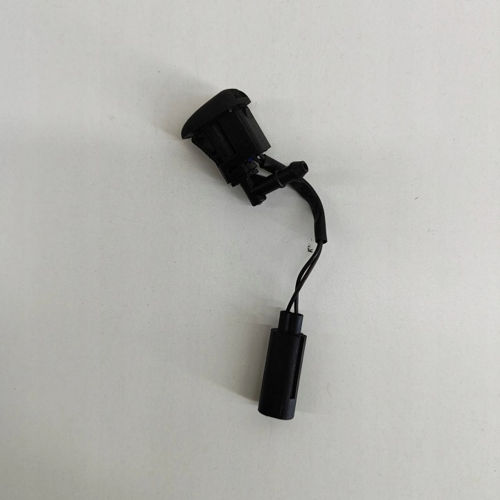 BMW 1 E81 E87 2013 BUSE LAVE-GLACE VITRES AVANT AVANT