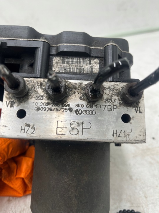 POMPE ABS SKODA VW SEAT 8K0907379AA