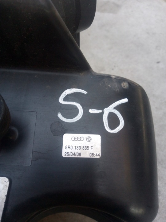 AUDI A4 B8 A5 Q5 CHÂSSIS FILTRE AIR 2,0 TDI TFSI 8R0133835F 5-6