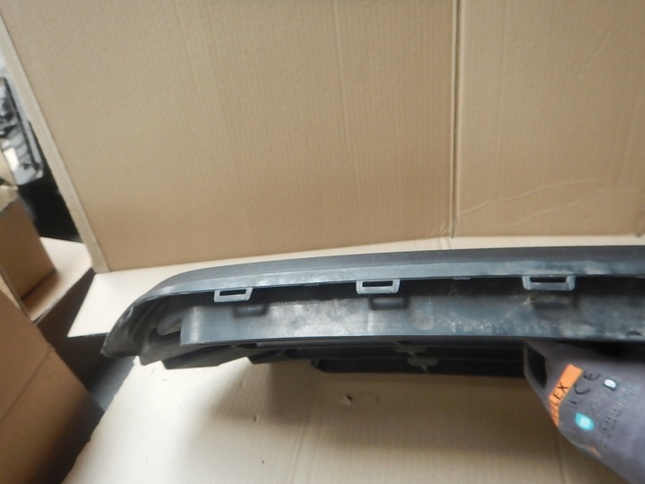 FORD OE JK21-17B968-AC CALANDRE RADIATEUR