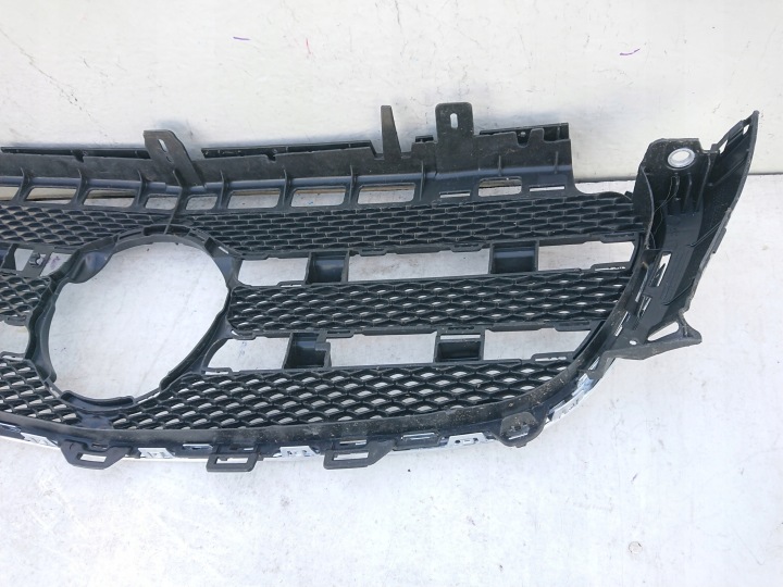 MERCEDES E CLASSE 213 GRILLE CALANDRE