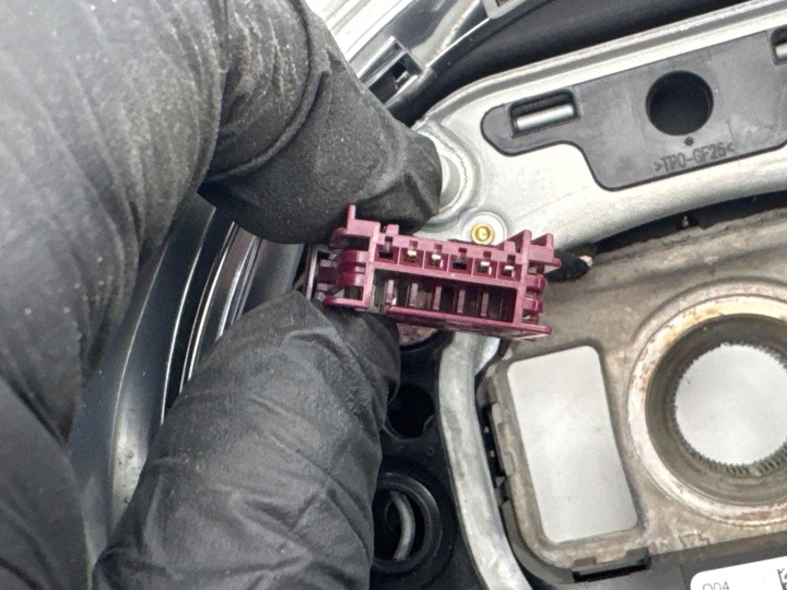 VOLANT MERCEDES-BENZ C W205 A0040053699