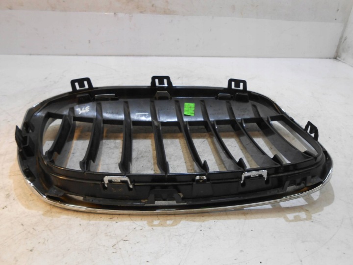 BMW X1 F48 CALANDRE PARE-CHOCS GRILLE GRILLE RÉSERVOIR GAUCHE 7383363