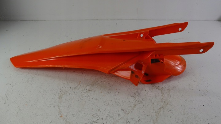 M695 KTM SXF SX-F 16- AILE PASSAGE DE ROUE ARRIÈRE