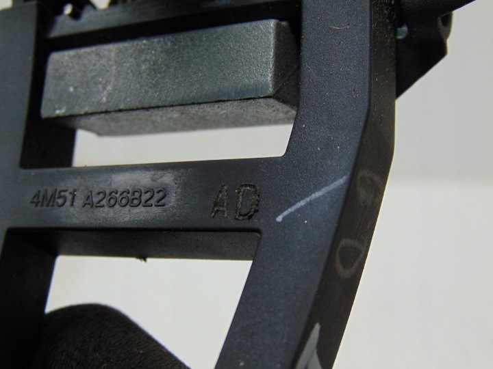 POIGNÉE EXTÉRIEUR PORTES DROITE ARRIÈRE FORD KUGA MK1 4M51-A266B22-AD