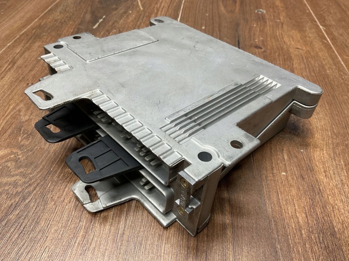 MODULE CONTRÔLEUR PAPILLON DES GAZ E-GAS MERCEDES C36 E36 AMG 2025458932
