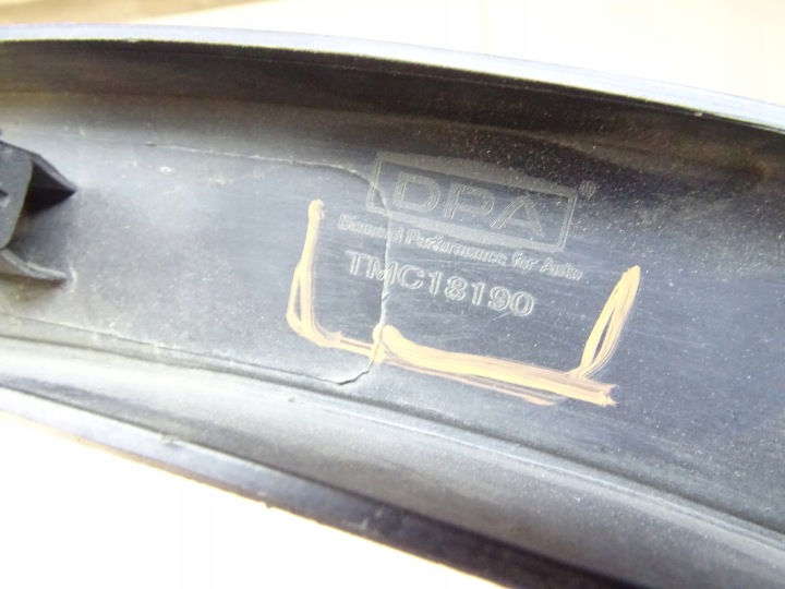MOULURE REVÊTEMENT GARDE-BOUE TIGUAN GAUCHE ARRIÈRE 5N0854819B DPA TMC18190