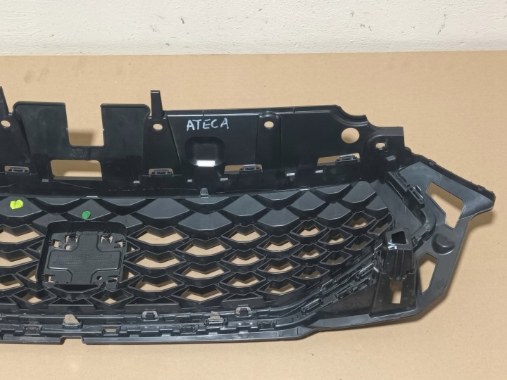 CALANDRE SEAT ATECA LIFT GRILLE 2020