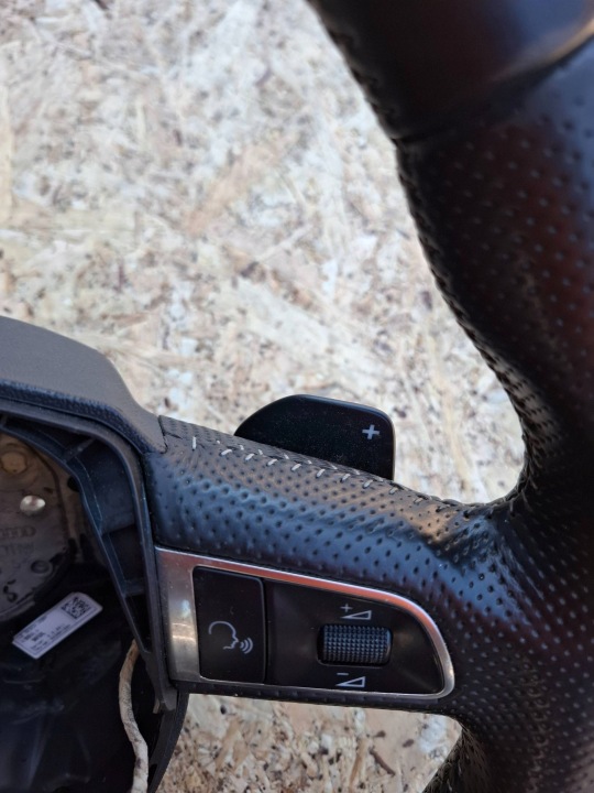 VOLANT AUDI OE 8K0419091BC