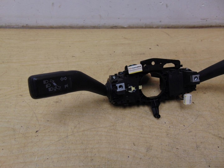 COMMUTATEUR COMPOSITE VW CADDY III LIFT 2010-2015 5K0953507AS 5K0953513L