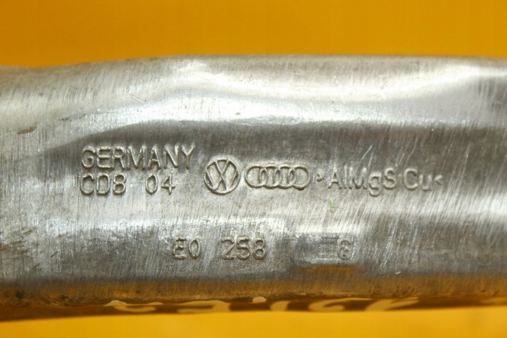 ROTULE DE DIRECTION DROIT AVANT AVANT AUDI A8 D3 4E0258G