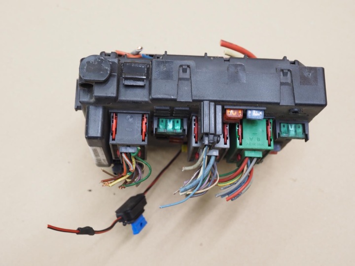 MODULE BSM B4 PEUGEOT CITROEN 9650663980