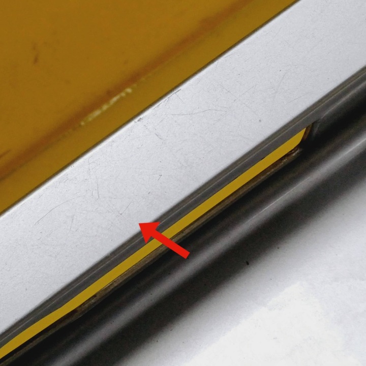 CACHE COUVERCLES DE COFFRE COUVERCLES DE COFFRE MERCEDES-BENZ C W203 UNIVERSEL 2037400181 NR334