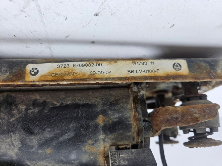 BMW 5 E60 E61 2004 COMPRESSEUR SUSPENSIONS ARRIÈRE PNEUMATIQUE