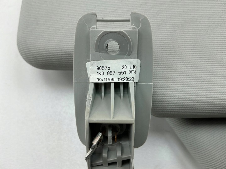 VOLKSWAGEN GOLF VI 2009 GAUCHE CÔTÉ PROTECTION PARE-SOLEIL