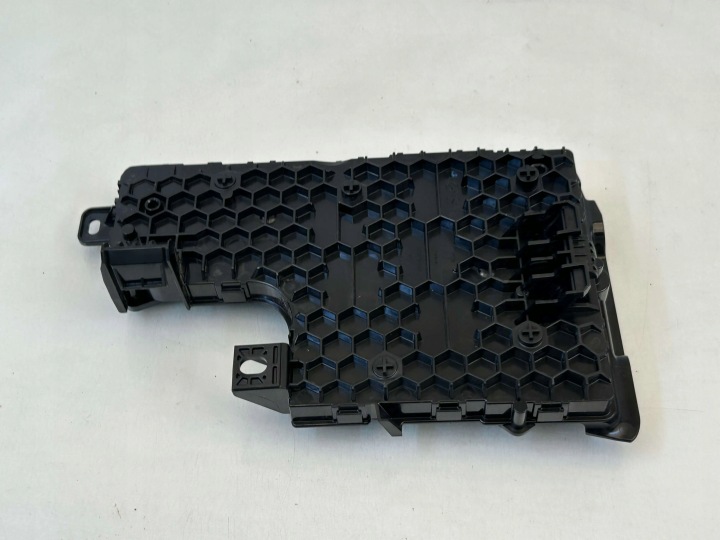 TESLA MODÈLE Y MODULE CONTRÔLEUR 1497847-39-D