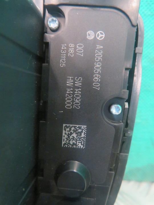PANNEAU COMMANDE IDRIVE MERCEDES W205 C CLASSE 18R A2059006115 A2059015609