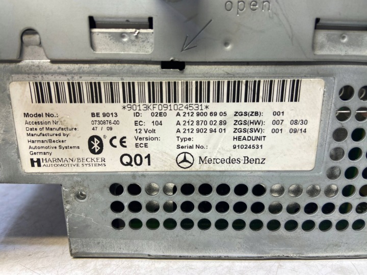 MERCEDES C W204 RADIO COMAND NAVI AUTORADIO NAVIGATION A2129006905