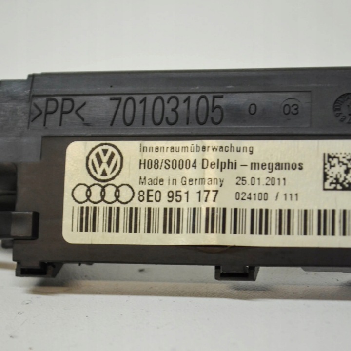 CAPTEUR ALARME SEAT EXEO (3R2) 8E0951177 13514093 2.0L 105KW 2011