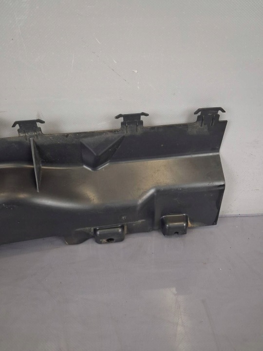 PROTECTION CHÂSSIS ARRIÈRE DROITE CÔTÉ VOLVO V40 74818BR02A