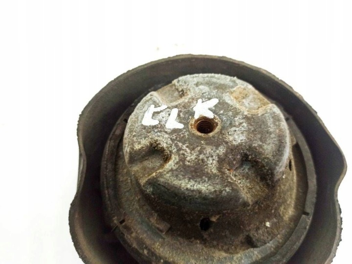 COUSSIN MOTEUR MERCEDES W209 2.6 V6 A2032411113