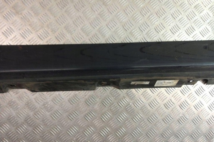 NADKLADKA SEUIL GAUCHE BMW 5 (F10) 7184773 2.0L DIESEL 2013