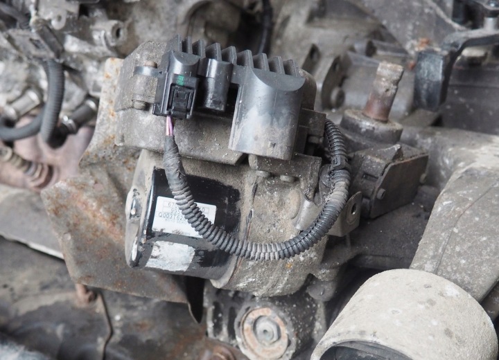 MERCEDES W169 CRÉMAILLÈRE DE DIRECTION POMPE 6700001210 995-10304 Q003T62075