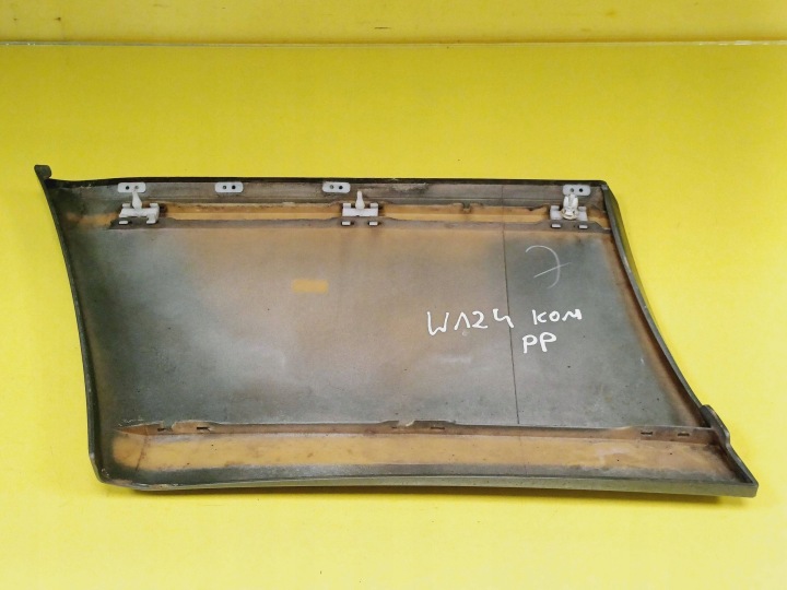 MOULURE GARDE-BOUE DROIT AVANT MERCEDES E W124 1246901440 NR96