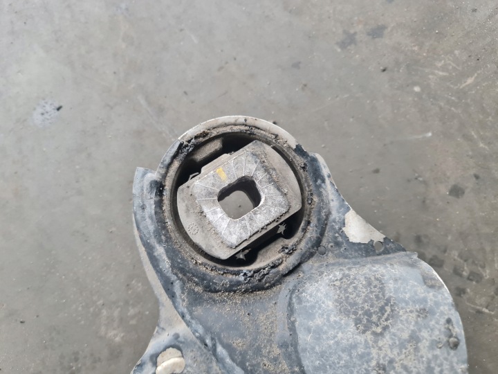 CHÂSSIS CHÂSSIS AVANT AUDI A8 D3 4E0399313D LUBELSKIE