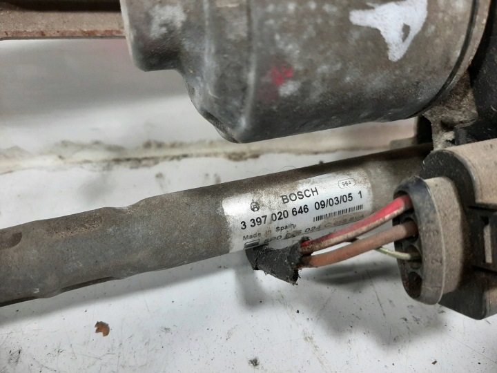 SEAT ALTEA 06R MÉCANISME ESSUIE-GLACES DROIT AVANT 0390241759 5P0955120A