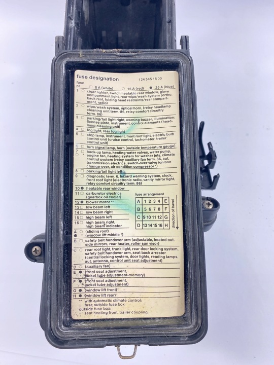 BOÎTE FUSIBLES COUVERCLE CLAPET MERCEDES R129 SL W124 1245400082